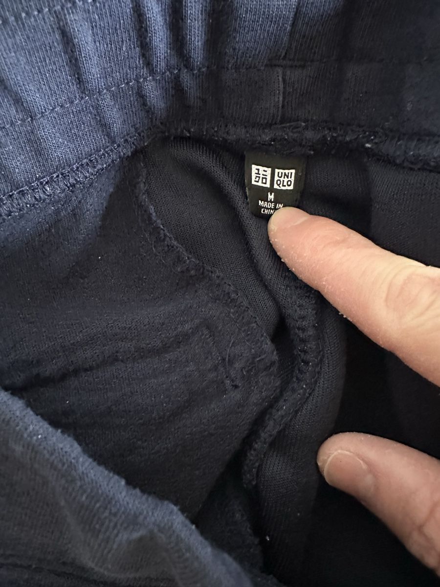 Uniqlo Hosen: Pantalon/jogging Uniqlo – Gebraucht aus Carouge GE von cytoplan 2