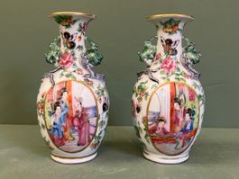 Chinesische Porzellan Vasen - Handbemalt