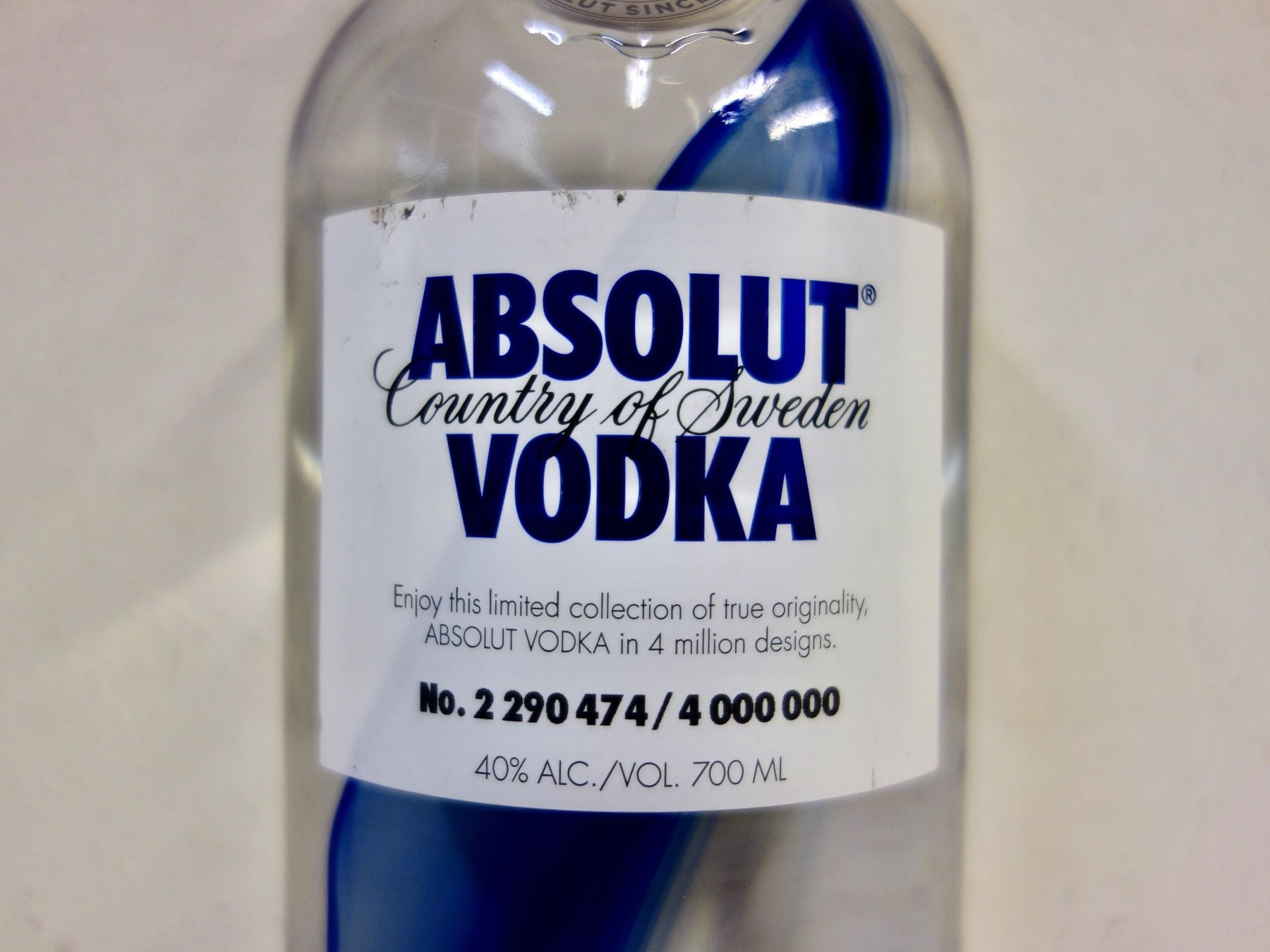 Absolut Vodka Spirituosen: 1 x ABSOLUT VODKA ABSOLUT ORIGINALITY Edition 2013 – Neu und originalverpackt aus Kerzers von zimmergruen 1
