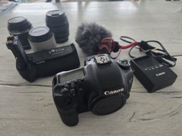 Top Canon EOS 7D Spiegelreflexkamera mit Zubehör