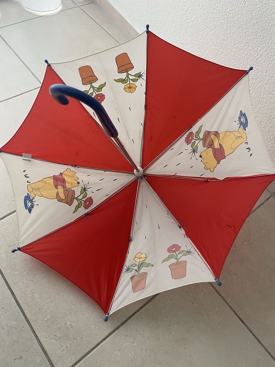 Altro per bambini: Regenschirm Winnie Pooh Kinder – Usato da Adliswil venduto da Stardust11 1