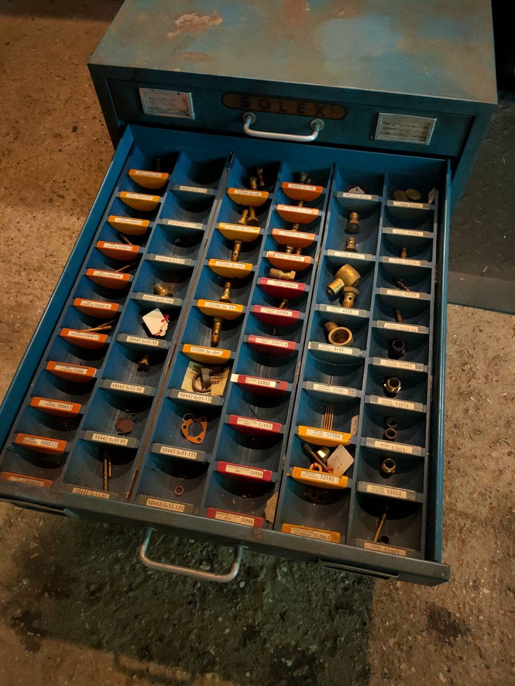 Solex Tous les outils: Meuble solex oldtimer – D'occasion à Bretonnières par Minigab 5