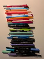 32 Stifte assortiert, Brush pens und Filzstifte