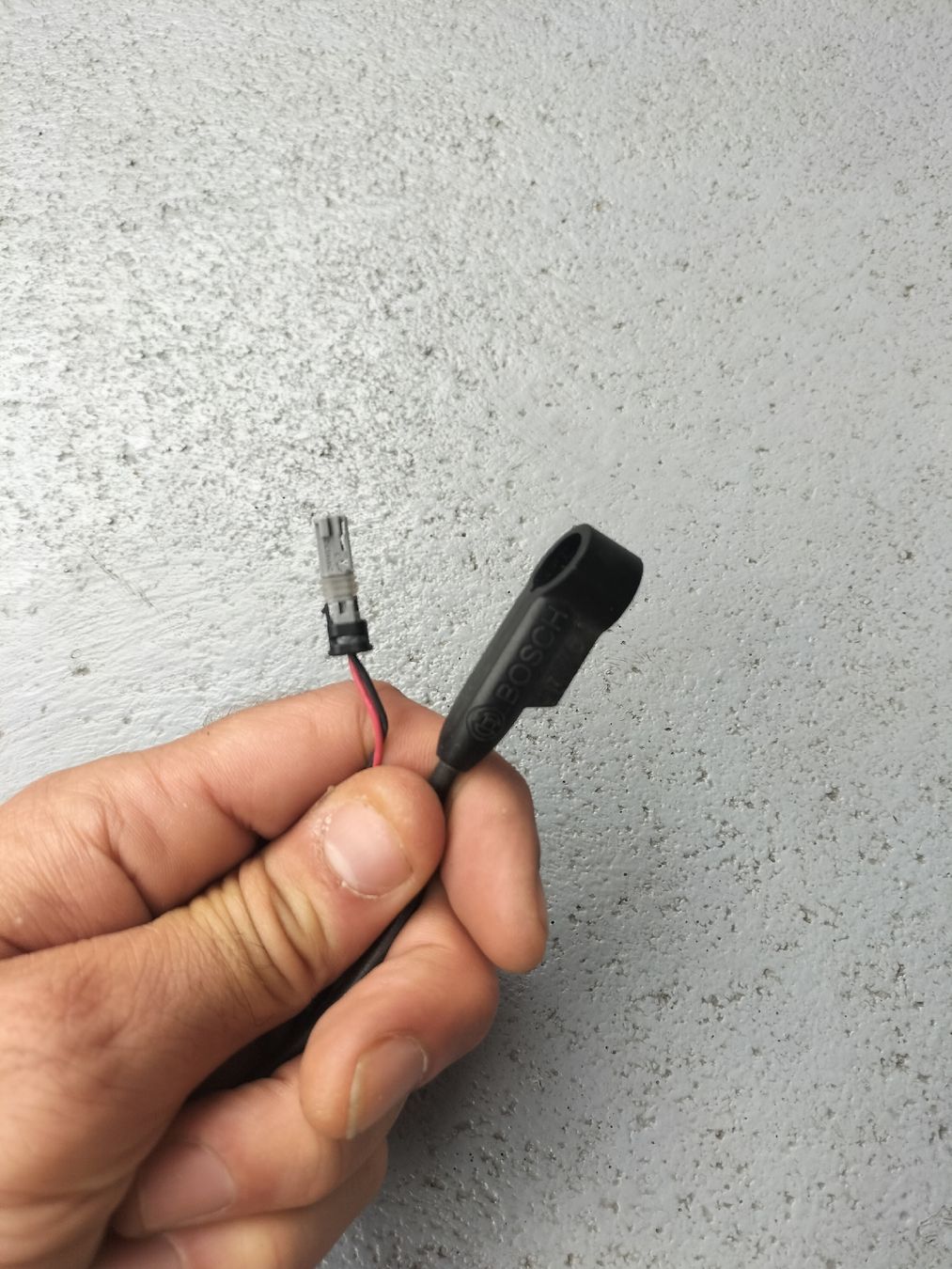 Bosch Pezzi di ricambio: Bosch Geschwindigkeits Sensor  – Usato da Emmenbrücke venduto da corinne041