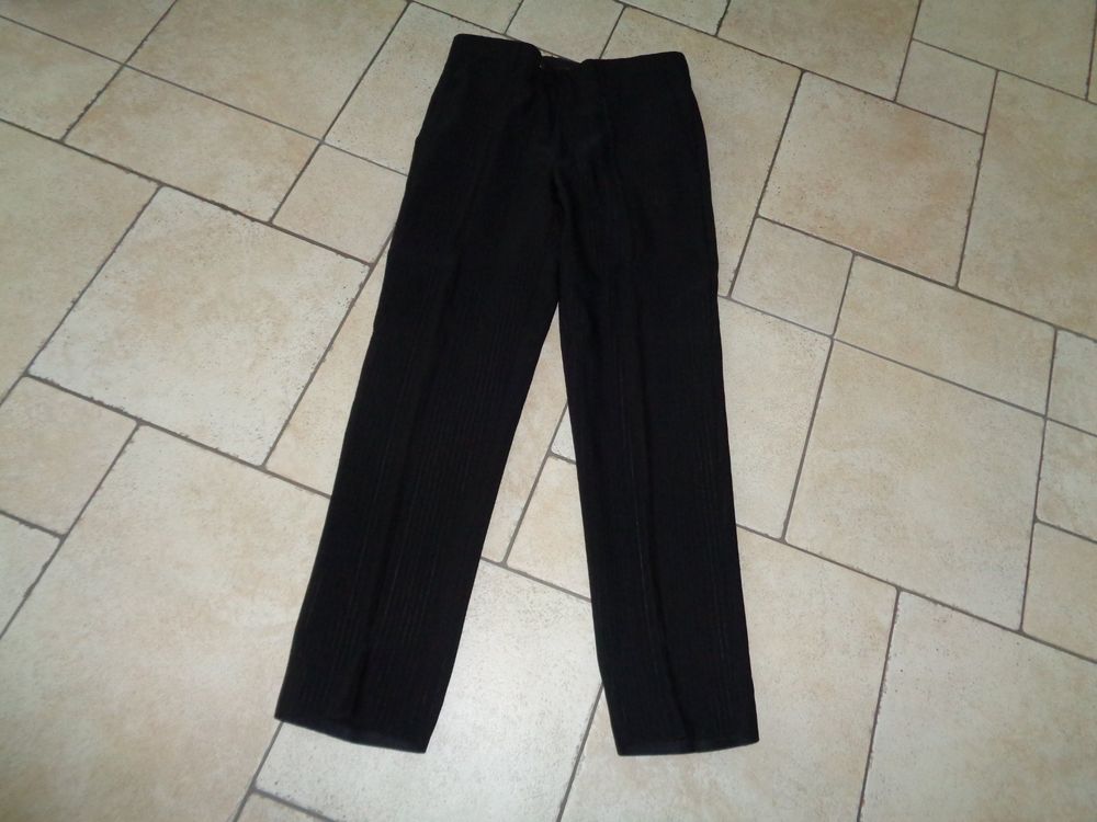 Hose Maestrami Grösse 48 (Gebraucht) in Kreuzlingen für CHF 1.5 – mit ...