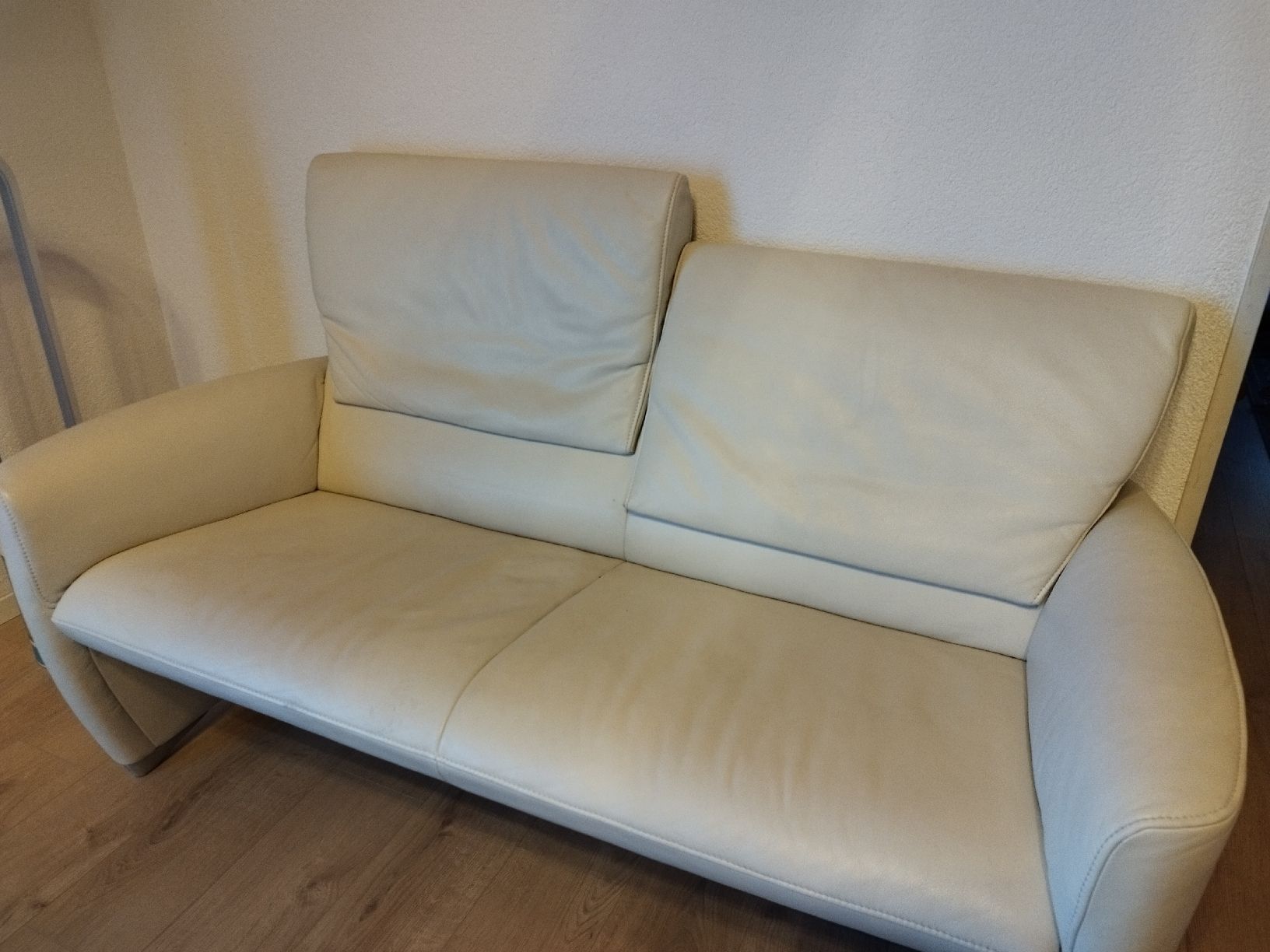 Sofas: Edles Sofa 2-plätzig – D'occasion à Bülach par Blume610 2
