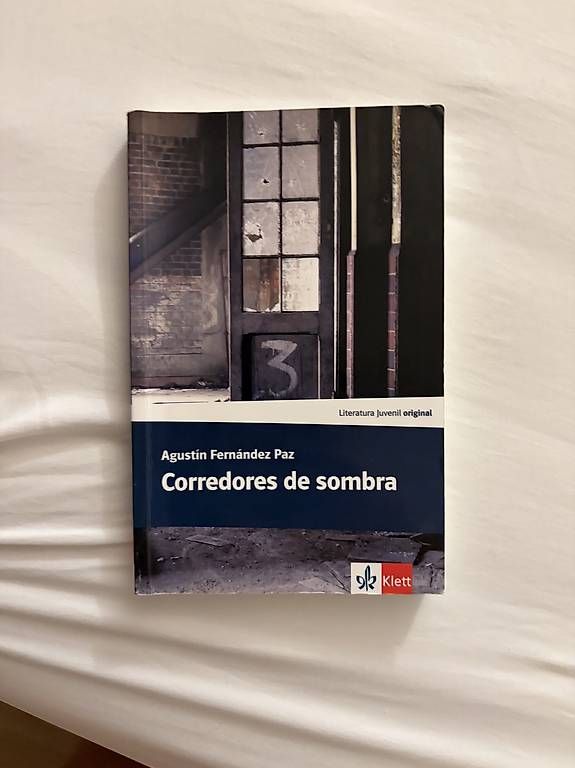 Libri: Corredores de sombra auf Spanisch – Usato da Ebnat-Kappel venduto da Mzottli