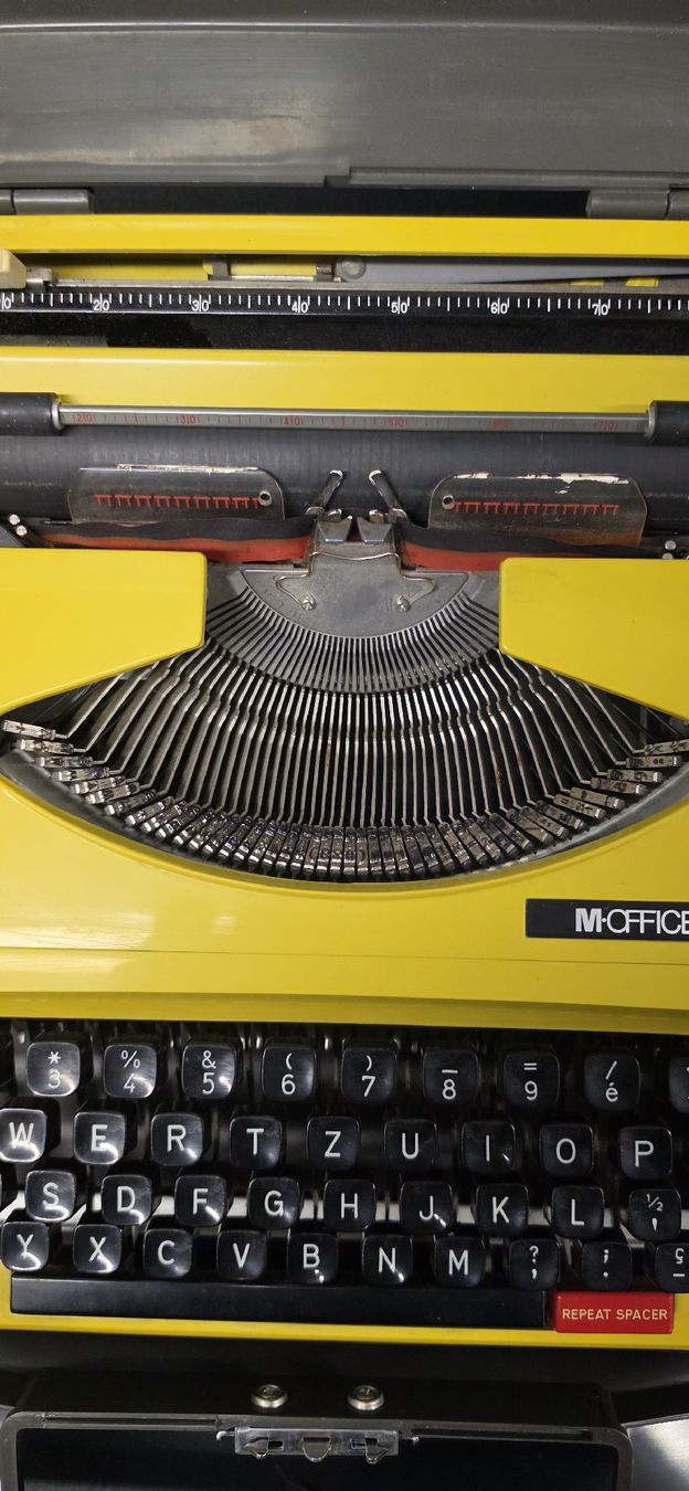 Macchine da scrivere: M-OFFICE 1800 – Usato da Villnachern venduto da Mite_Buc 3
