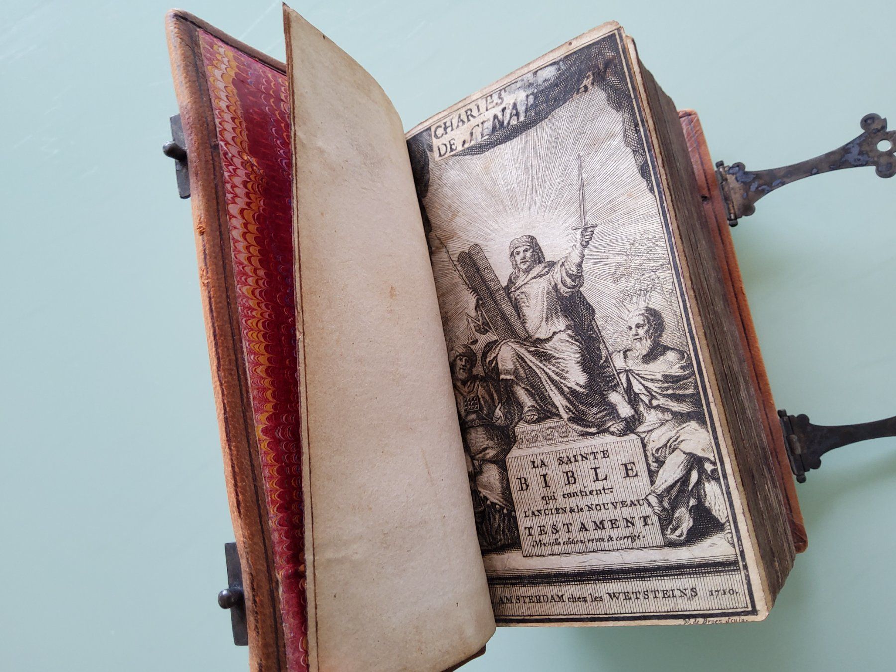 Bücher: Magnifique antique livre – Gebraucht aus Malleray von Broc-Mo 4