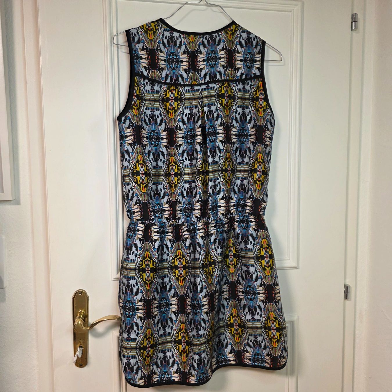 Vestiti: Esperance Paris Kleid mit Taschen 38/40 – Usato da Wald ZH venduto da CapLux 5