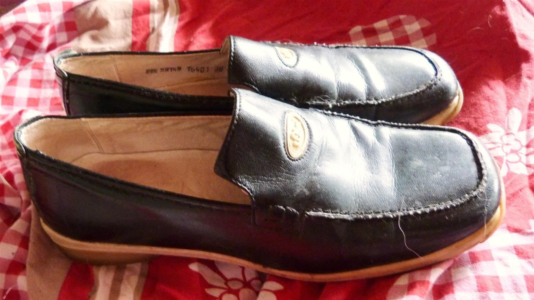 S.Oliver Scarpe da donna: Halbschuhe S.Oliver, Gr. 38, dunkelblau %% – Usato da Nunningen venduto da Fashion-Ave51 2