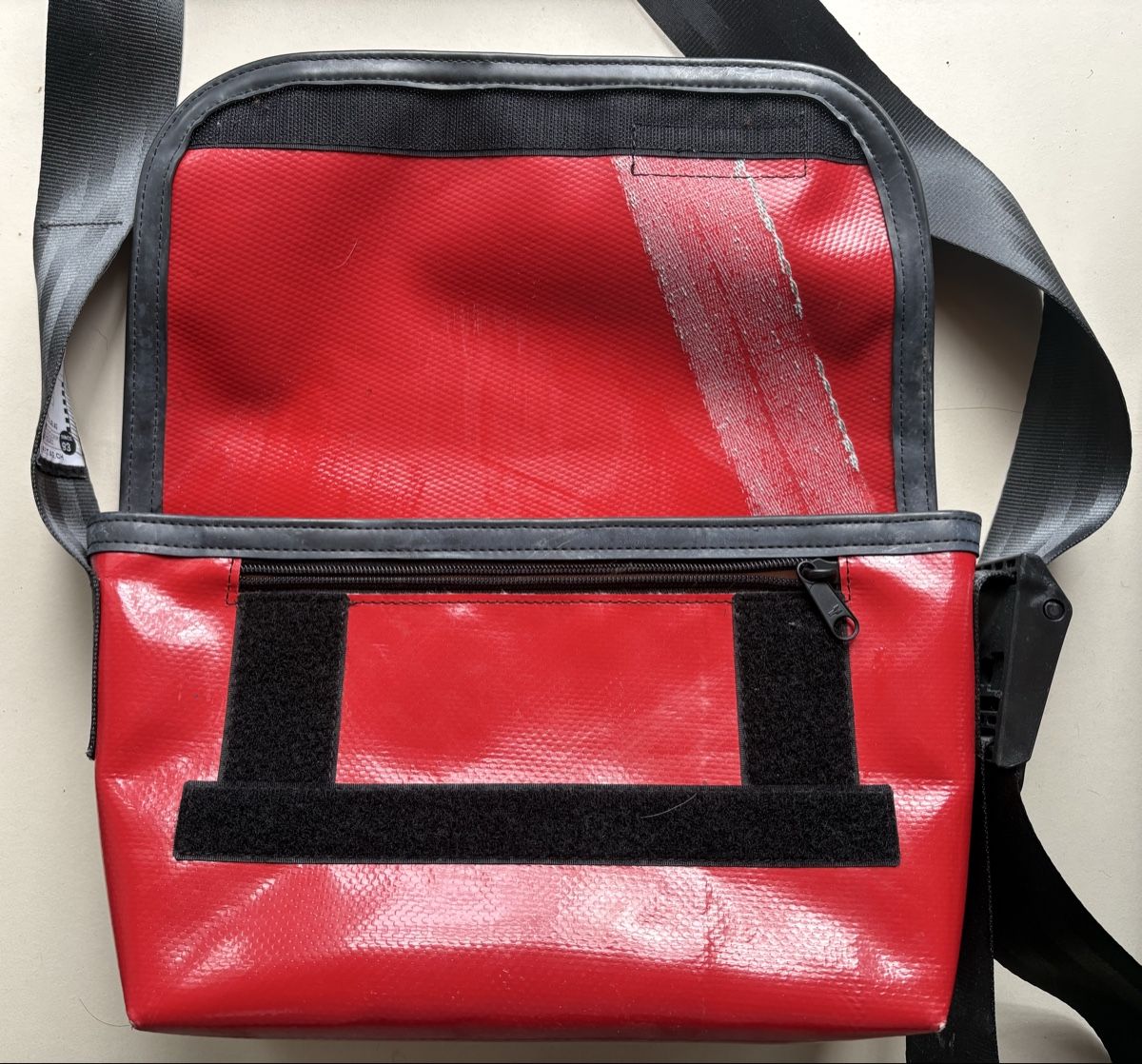 Freitag Taschen: Freitag Umhängetasche blau/rot  – Neu (gemäss Beschreibung) aus Biel/Bienne von marieejohannaa 2
