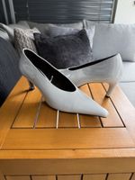 H&M Spitze Pumps Hellgrau Lackoptik Gr. 38 – wie neu