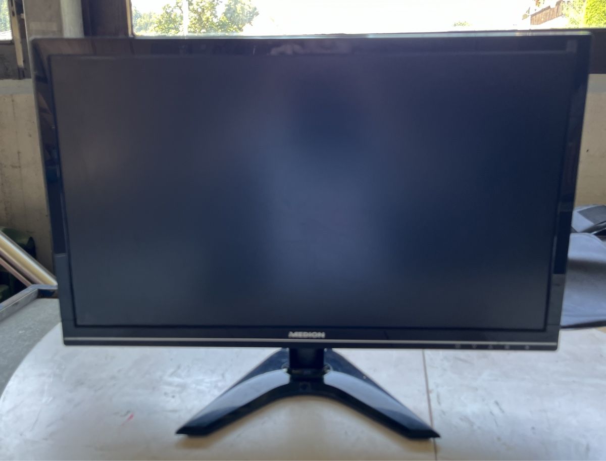 Medion Monitor: Medion PC Bildschirm – Usato da Sumiswald venduto da Beragi