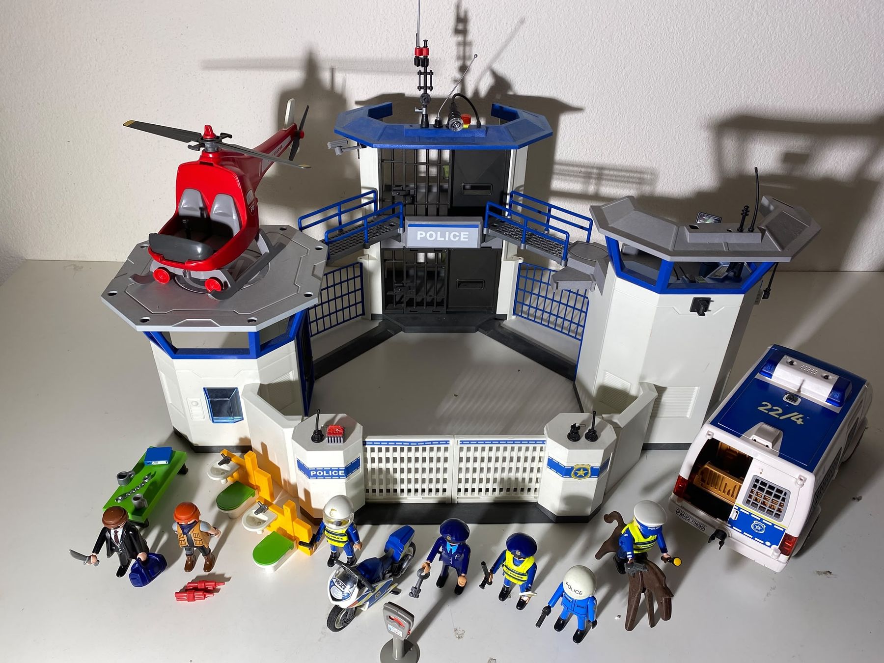 Playmobil Giocattoli: Playmobil Polizeistation – Usato da Winterthur venduto da pat.paw 1