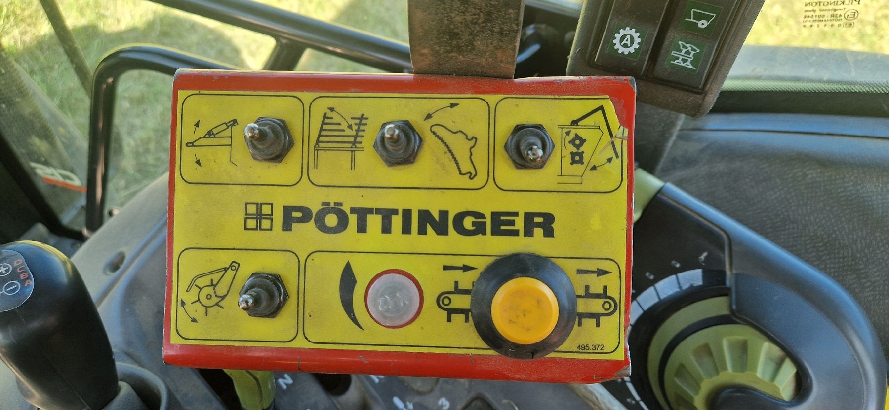 Pöttinger Remorques: Ladewagen Pöttinger – D'occasion à Roggliswil par Jakobli1 2