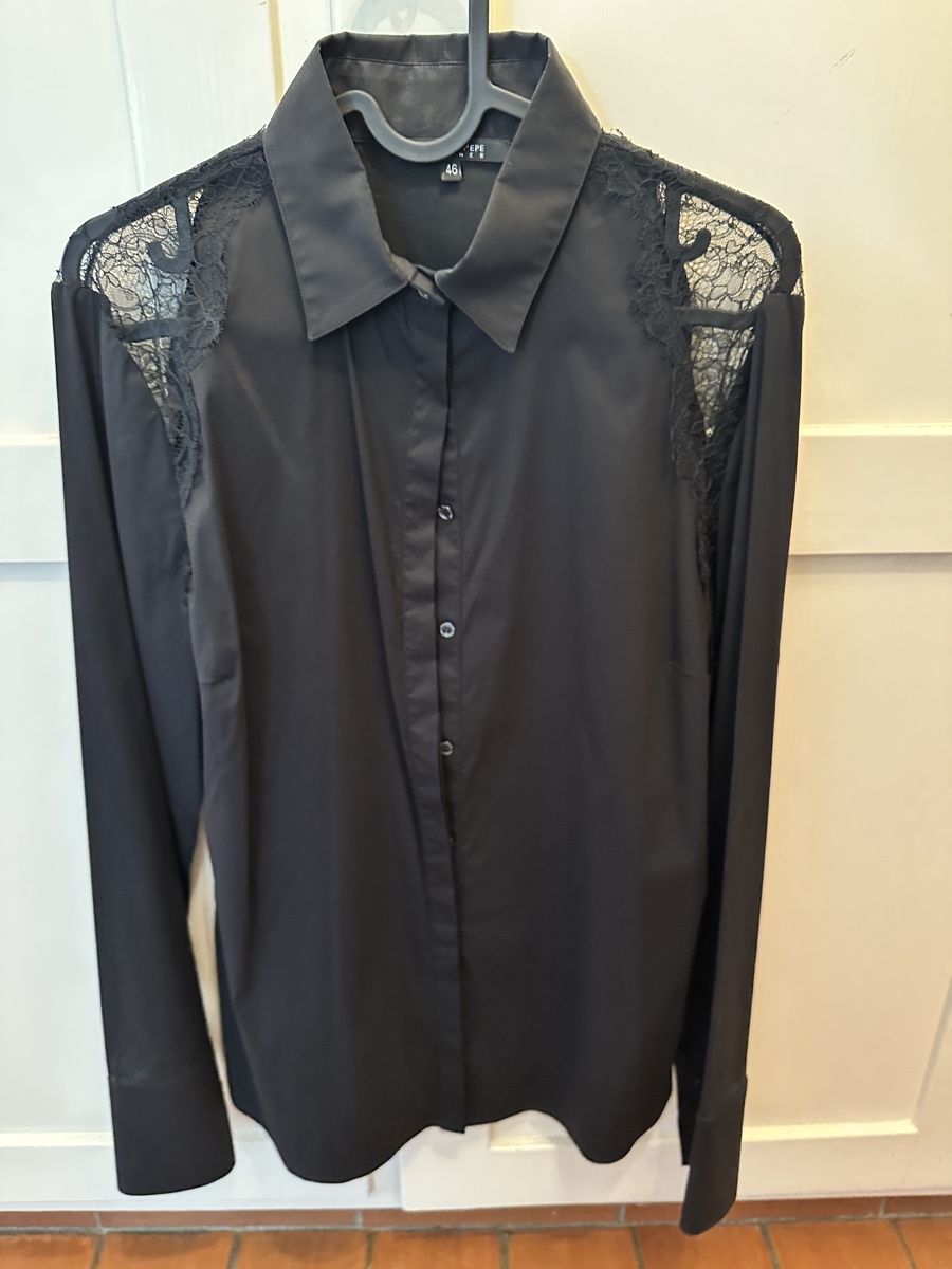 Patrizia Pepe Blusen: Patrizia Pepe Bluse Schwarz mit Spitze – Gebraucht aus Zürich von acquadel 2