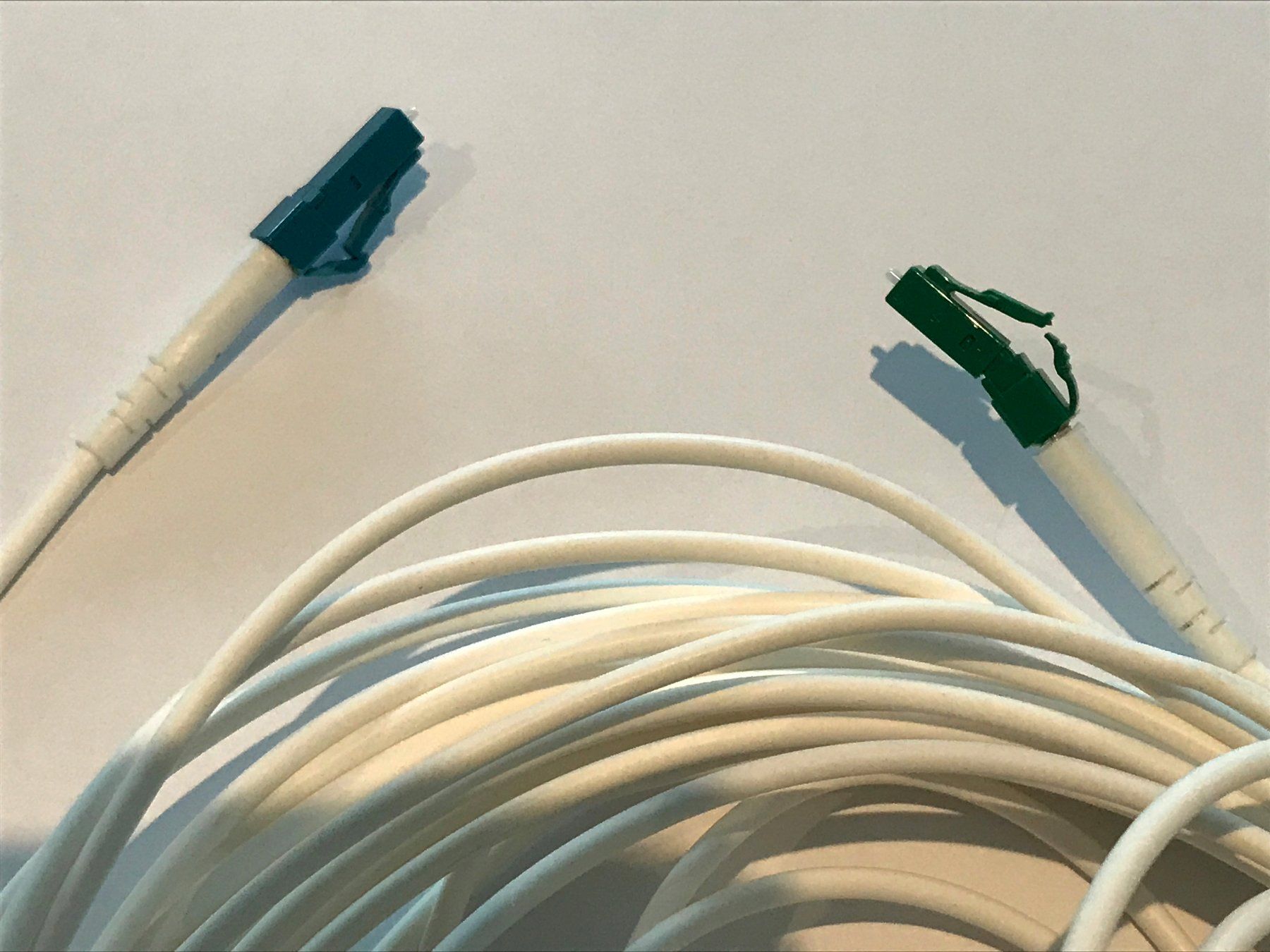 Hama Kabel: Hama Glasfaser-Netzwerkkabel, 9 Meter – Gebraucht aus Baden von  1