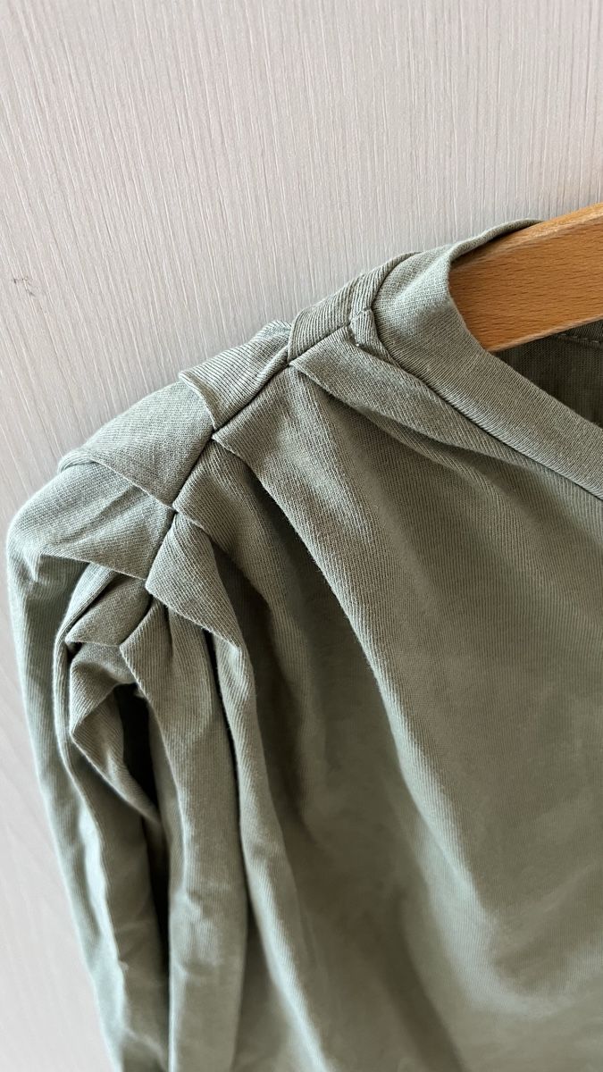 Benetton T-shirt: T-shirt Benetton – Usato da Zürich venduto da vhaav1510 1