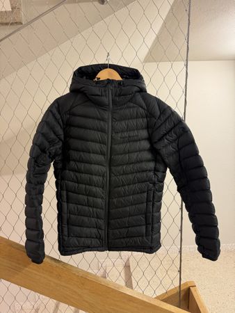 Peak Performance Daunenjacke (dunkelgrün, M)