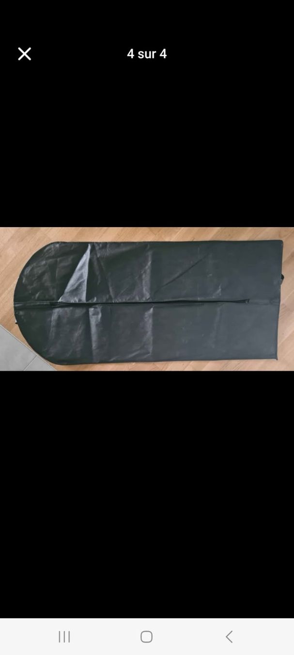 Canada Goose Giacche: Veste Canada Goose – Usato da Düdingen venduto da Ayatola 3