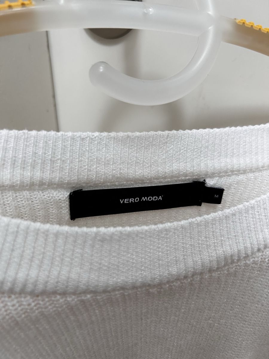 Pullover & Sweatshirts: Weisser Pullover gestreift – Neu (gemäss Beschreibung) aus Teufen ZH von jas_8yhh 1
