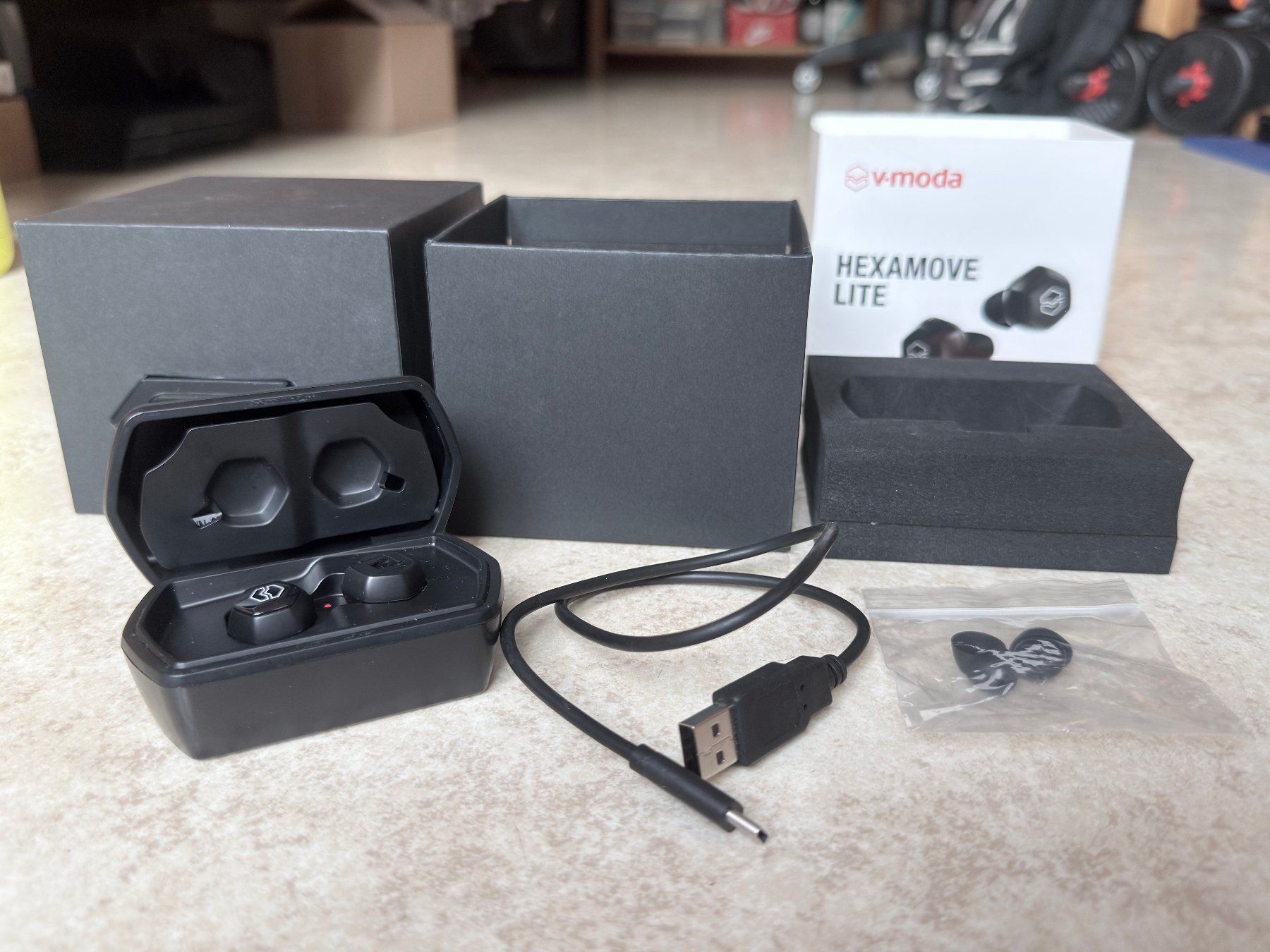 Cuffie: V-Moda Hexamove Lite – Écouteurs Bluetooth True Wireless – Usato da Perly venduto da Al93 7