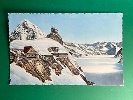 Jungfraujoch mit Mönch und Aletschgletscher