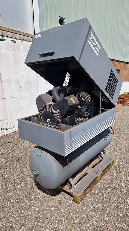 Compressori: Atlas Cobco Kolbenkompressor – Usato da Schangnau venduto da gfeller92 1