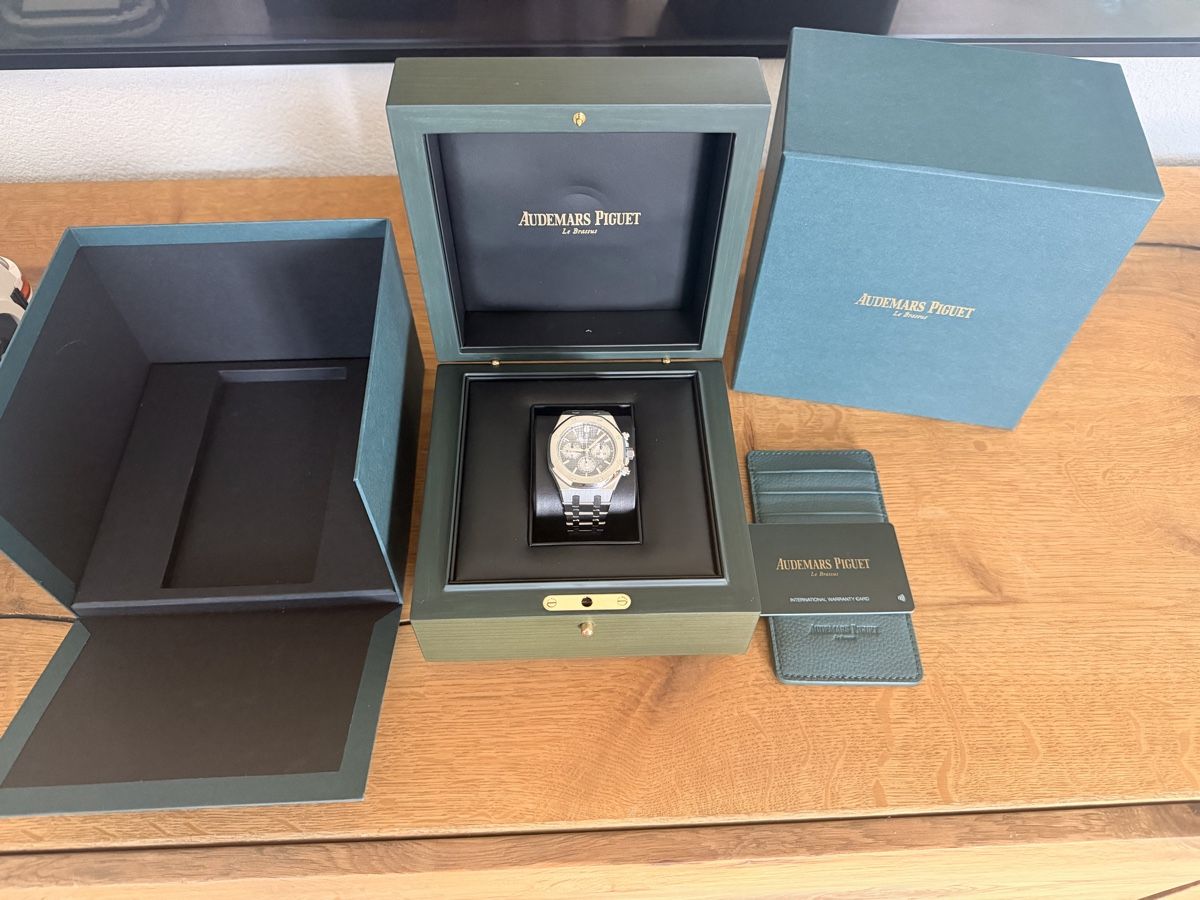 Audemars Piguet Orologi: Audemars Piguet Royal Oak Chronograph 38 mm – Nuovo (secondo la descrizione) da Penthaz venduto da Dpb1