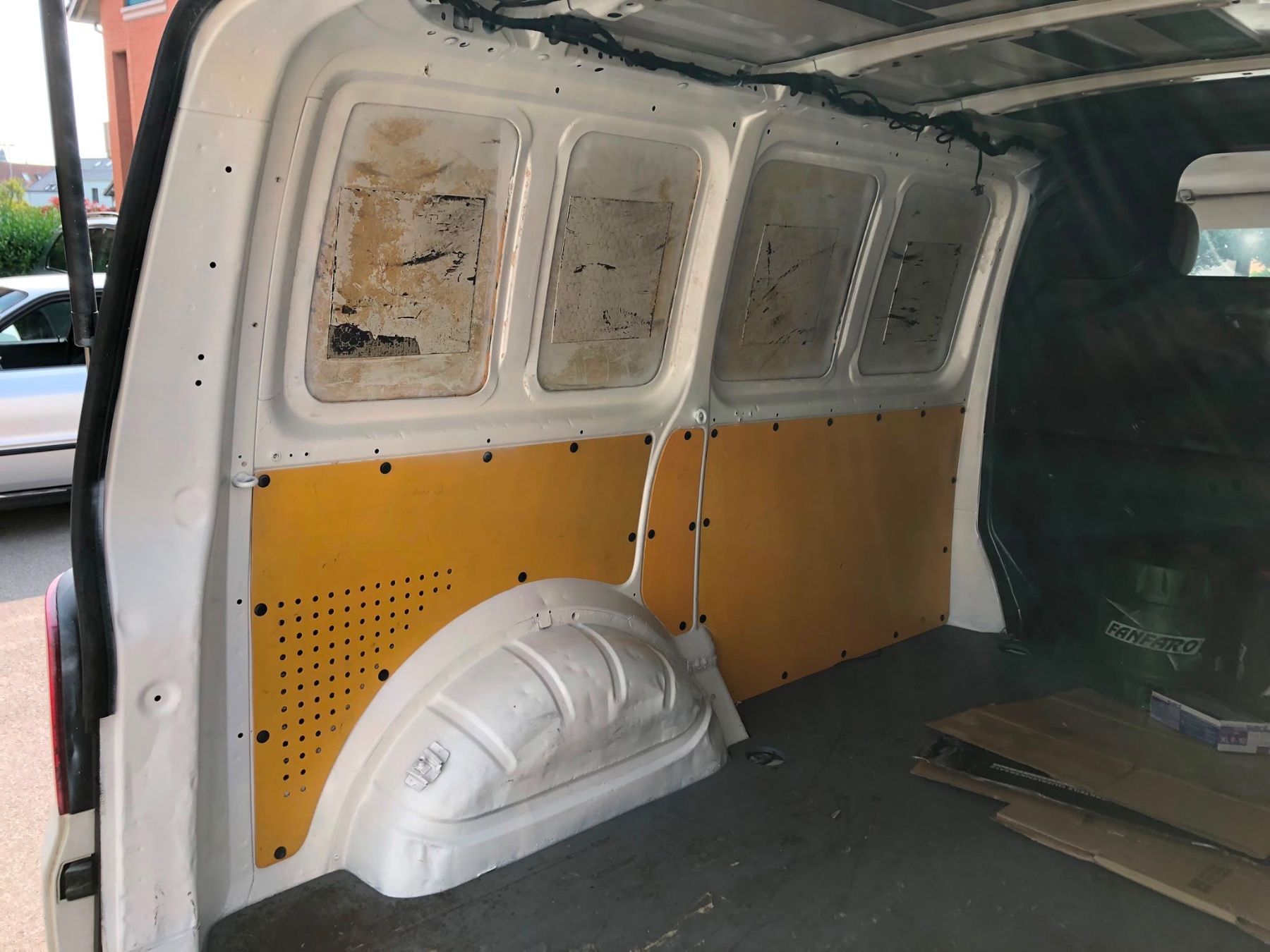 VW Veicoli commerciali: VW T5 Diesel - Transporter – Usato da Kloten venduto da Rs2js 8