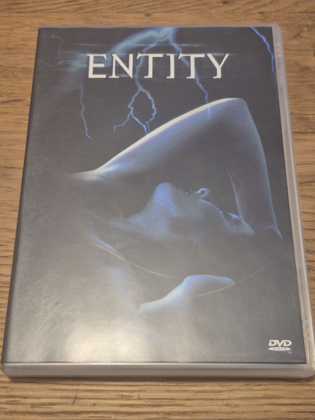 Tutti i DVDs: Entity - DVD - Horrorklassiker  – Usato da Oberembrach venduto da giu_7ksd