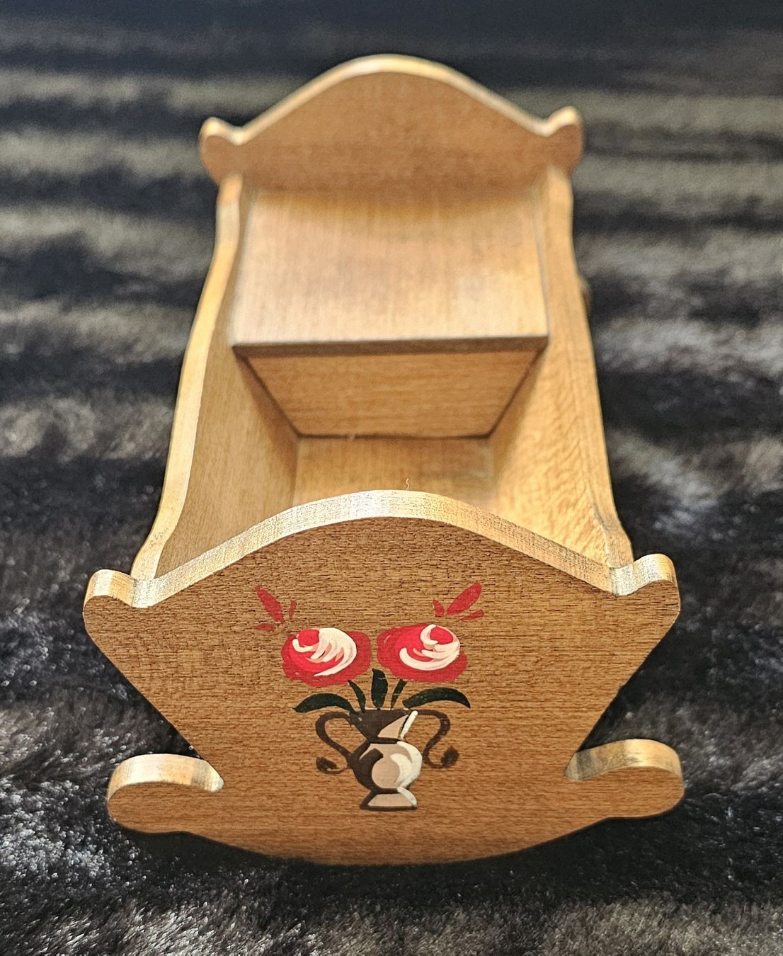 Reuge Spieldosen: Reuge, Holzwiege mit Spieluhr, Einzigartig, – Gebraucht aus Wangen b. Olten von ErikaK06 2