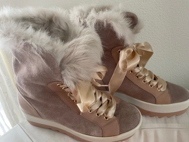 Scarpe da donna: Damen-Winterstiefel Gr. 37 – Usato da Wermatswil venduto da TAndry