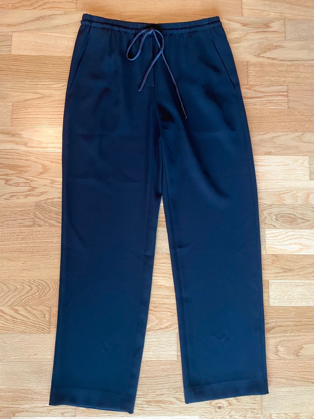 Armani Pantaloni: Schwarze Hose EMPORIO ARMANI – Nuovo (secondo la descrizione) da Richterswil venduto da IrynaL
