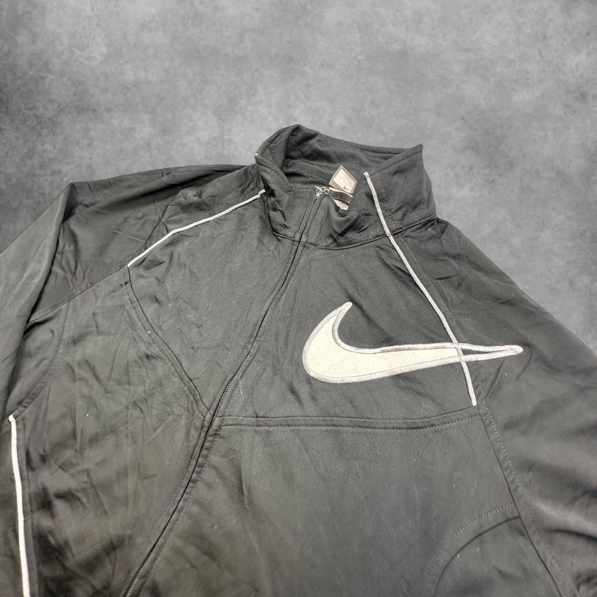Nike Giacche: Nike black jacket – Usato da Erlinsbach SO venduto da TogaResell 1