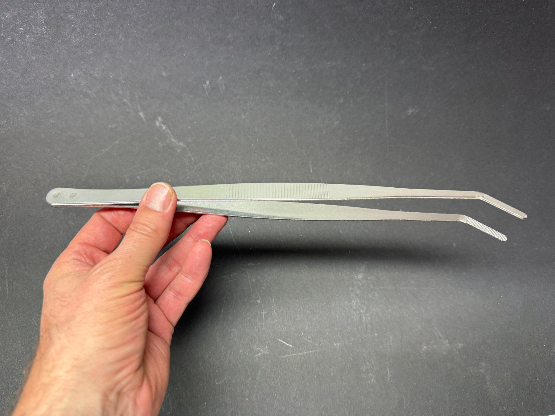Tutti gli attrezzi: Pinzette 30 cm lang, gebogen. NEU! – Usato da Lützelflüh-Goldb venduto da Elementis 1