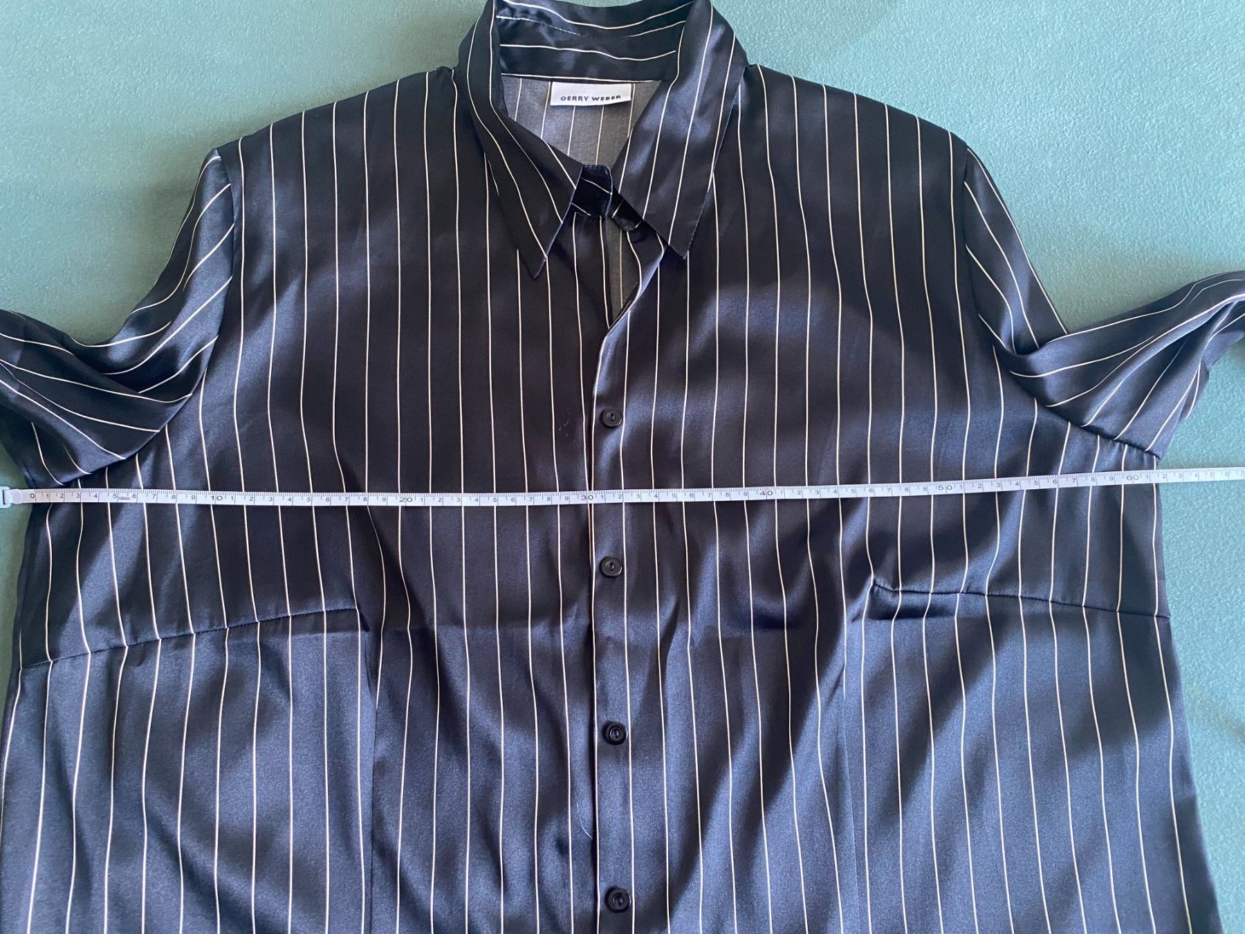 Gerry Weber Camicette: NEU, Bluse, Hemd Gerry Weber, schwarz gestreift, Gr. 48 – Nuovo (secondo la descrizione) da Gümligen venduto da Primeselection 2