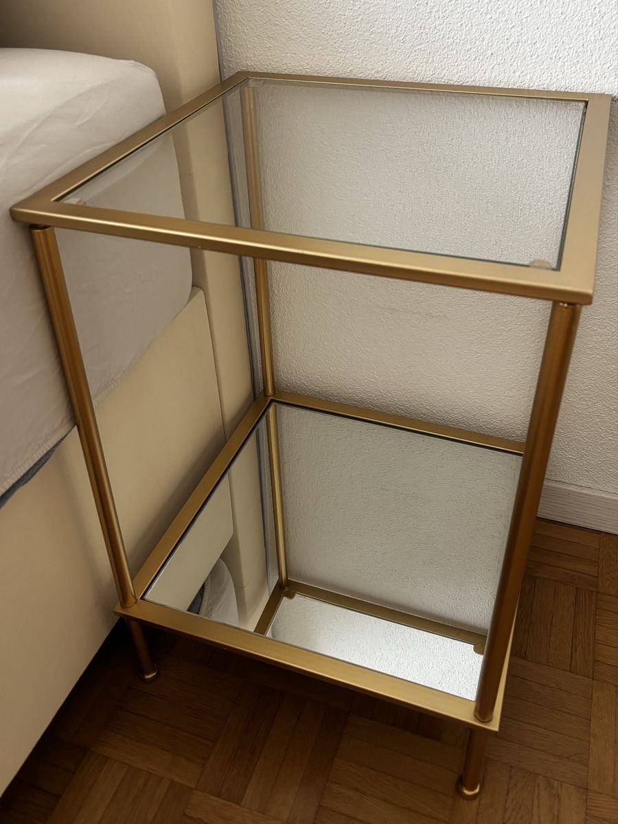 Comodini: 2x Nachttisch/Beistelltisch gold – Usato da Aarwangen venduto da som_87yh