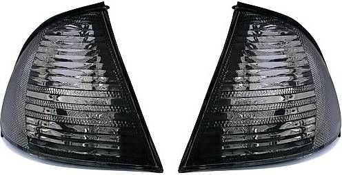 BMW Toutes les pièces auto: FRONTBLINKER ZU BMW E46 LIMOUSINE -08.2001 NEU! – D'occasion à Flumserberg-Portels par Branka
