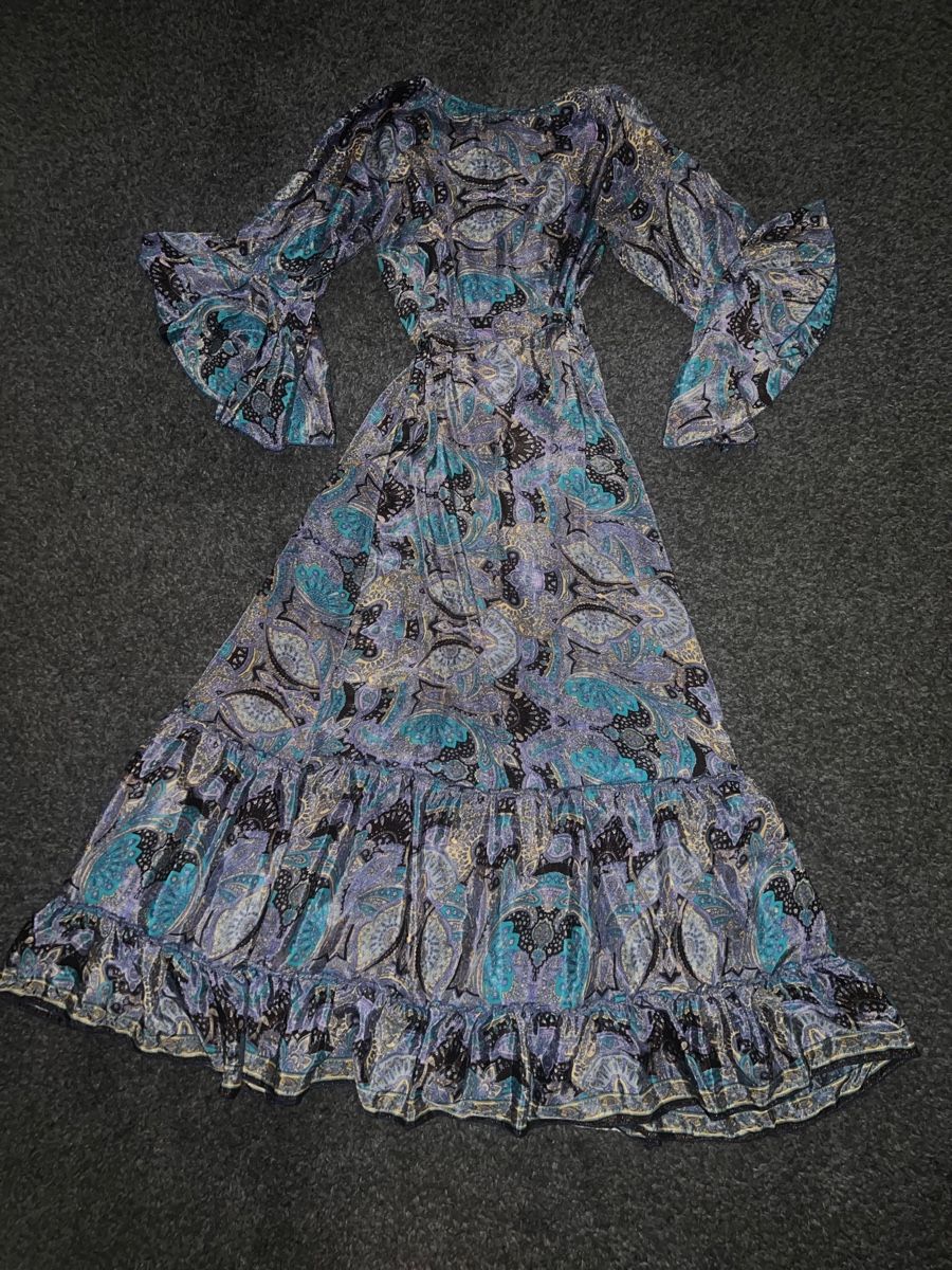 Vestiti: •PAISLEY SEIDE MAXIKLEID GR.S MIT V-AUSSCHNITT• – Nuovo (secondo la descrizione) da Effretikon venduto da Briga.S. 5