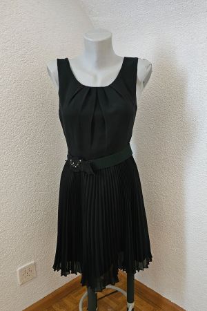 super elegantes Kleid Schwarz Gr. 36 Manoukian neuw.