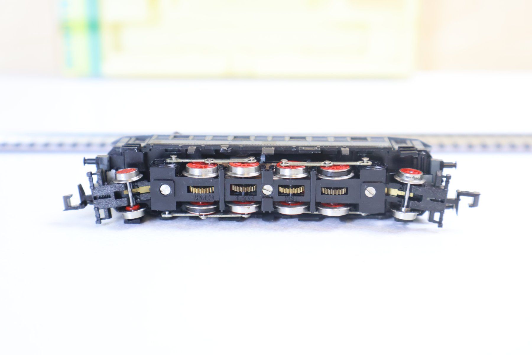 Trix Trains électriques: Minitrix grosse Stangen E-Lok - 2973 Spur N – Défectueux à Winterthur par Monstera 5