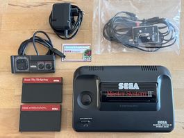 SEGA Master System II Konsole + Zubehör + 2 Spiele