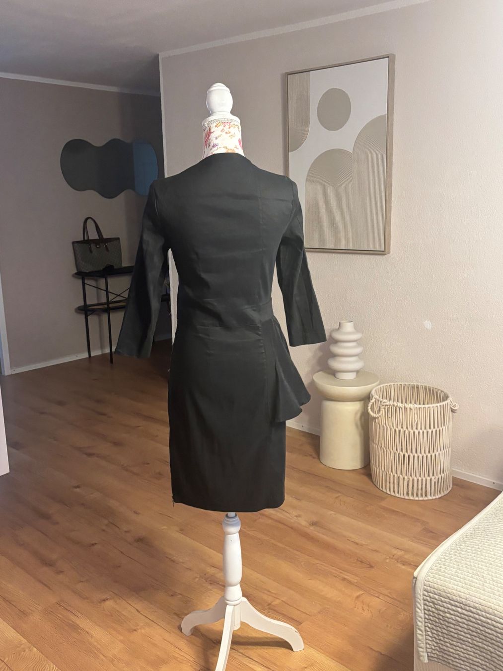 Vestiti: Sarah Pacini Dress Leinen – Usato da St. Margrethen SG venduto da dijanaO 1