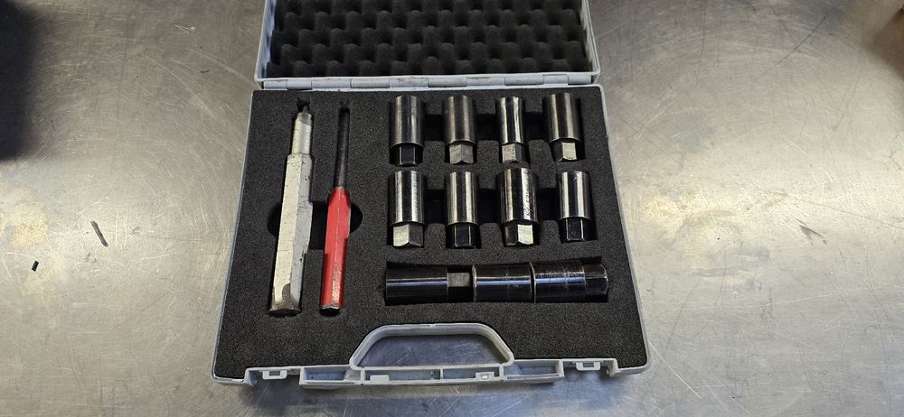 Tous les outils: UDS 80 Demontagesatz für Radsicherungen Set – D'occasion à Thürnen par KellerAuktionen