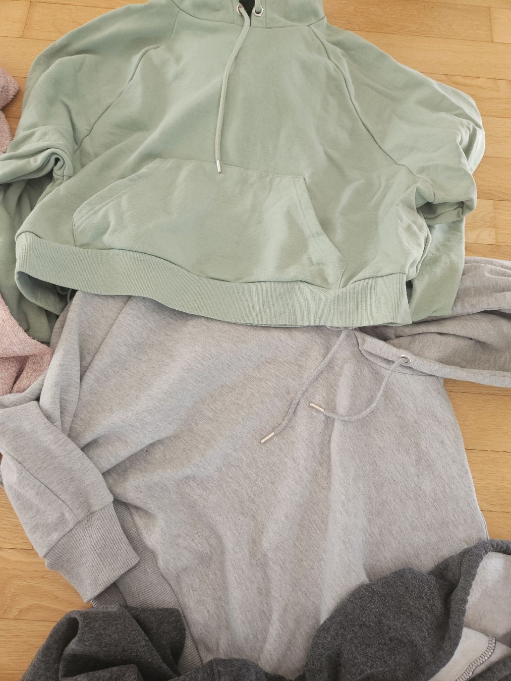 Pulls & Sweat-shirts: Kleiderpacket Winter Strick Oberteile Pullover Crop Pullis – D'occasion à Pratteln par madi1990 5