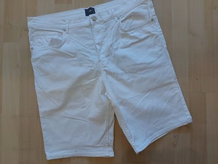 Herren Shorts H&M Slim Fit weiss Grösse 36 