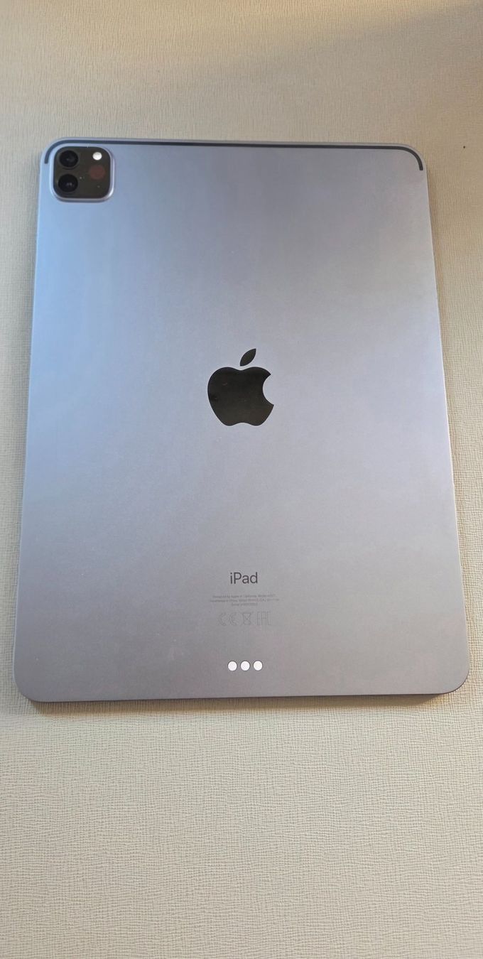 Apple Tablet PC: iPad 11 Pro; 3. Gen; Schwarz – Gebraucht aus Düdingen von Zzzorro 1
