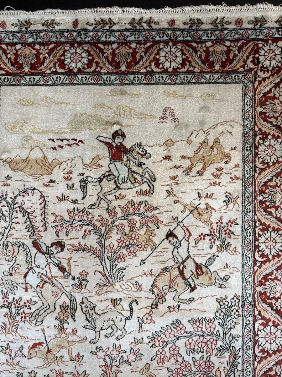 Tappeti: Seide Teppich Wandteppich 94x64.cm – Usato da Büron venduto da Filadefia-888 4